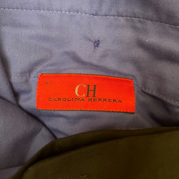Carolina Herrera suit - Picture 3 of 5